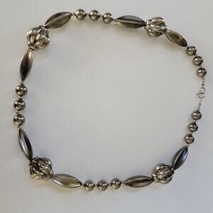 Vintage Silver Tone Bead Necklace with Large Sculpted Beads Bold Retro Jewelry